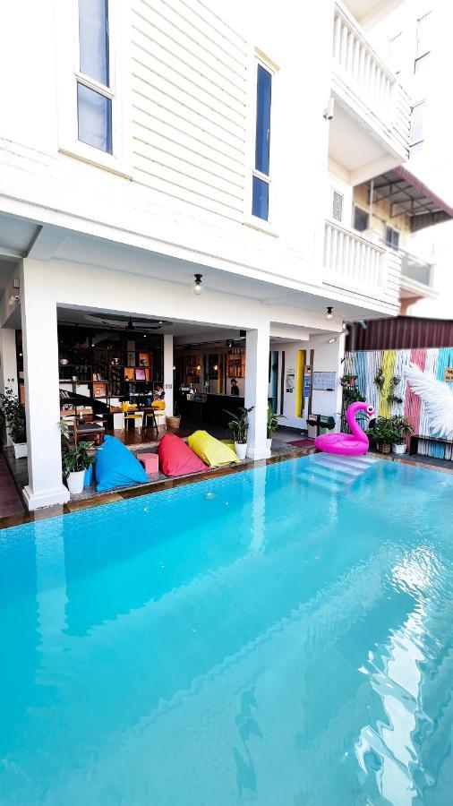 The Place Hostel Siem Reap Angkor Extérieur photo